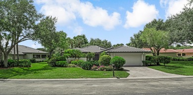 Lake Home For Sale in Boynton Beach, Florida