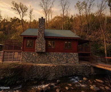 One of the most tightly held riverfront pockets in Gatlinburg. A - photo 2