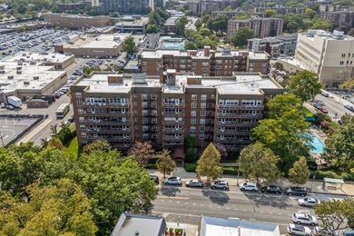Beautiful 2 bedroom/ 2 bathroom coop with terrace. Brand new - photo 2