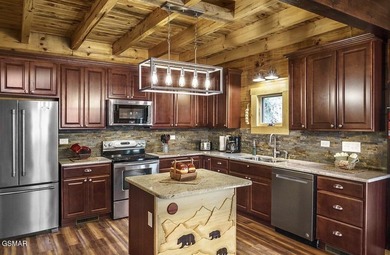 One of the most tightly held riverfront pockets in Gatlinburg. A - photo 3