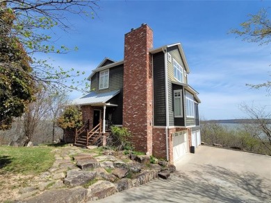 AMAZING PANORAMIC VIEW FROM UNIQUE CUSTOM HOME - Lake Home For Sale in Eufaula, Oklahoma