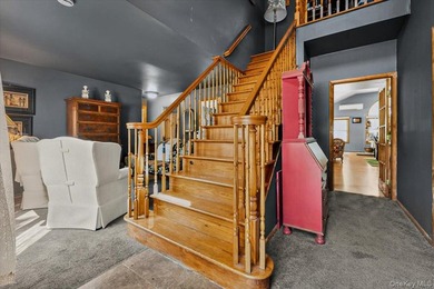Discover the possibilities in this spacious 4-bedroom - photo 4