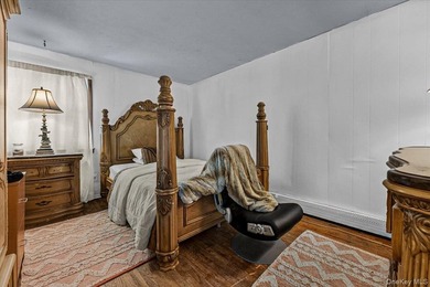 Discover the possibilities in this spacious 4-bedroom - photo 9