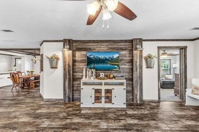 Charming 2020 manufactured farmhouse-style home on nearly an - photo 13