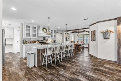 Charming 2020 manufactured farmhouse-style home on nearly an - photo 14