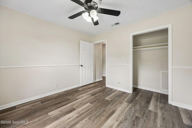 Welcome home to this beautifully renovated and updated - photo 33