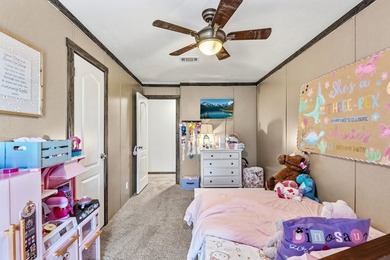 Charming 2020 manufactured farmhouse-style home on nearly an - photo 33