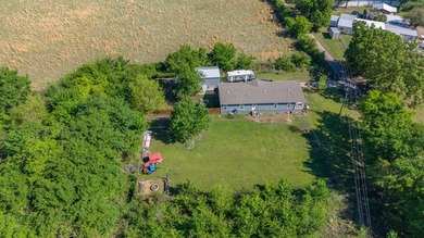 Charming 2020 manufactured farmhouse-style home on nearly an - photo 37