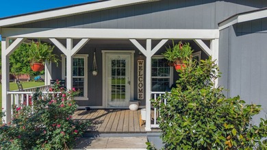 Charming 2020 manufactured farmhouse-style home on nearly an - photo 38