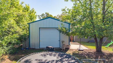 Charming 2020 manufactured farmhouse-style home on nearly an - photo 40