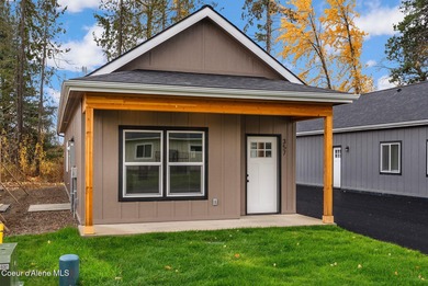 Lake Pend Oreille Home Sale Pending in Ponderay Idaho