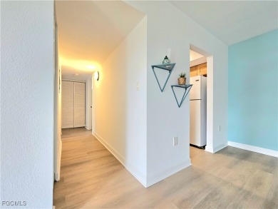 Welcome to the crown jewel of Charlotte Square! INCREDIBLE PRICE - photo 6