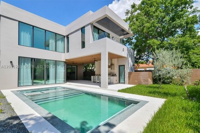Brand new construction of an urban luxury living single family - photo 1