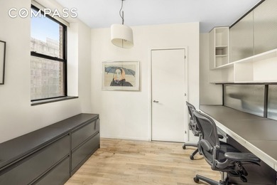 Triple penthouse with private outdoor space! This unique four - photo 11