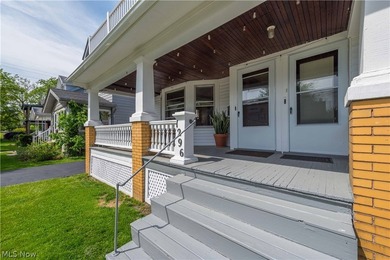 Charming triplex in the heart of Lakewood, Ohio! This - photo 4