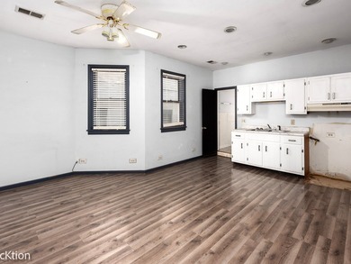 *Exceptional Mixed-Use Investment Opportunity in Lincoln Park* - photo 17