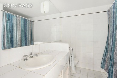 Triple penthouse with private outdoor space! This unique four - photo 20