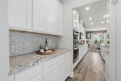 IF ELEVATED LIVING IS YOUR STYLE..If you've been waiting for THE - photo 21