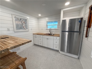 Coastal Elegence along Captiva's coastline, where luxury and - photo 33