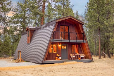 (private lake, pond, creek) Home For Sale in La Pine Oregon