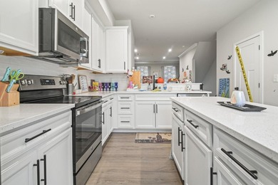 Welcome to 124 Galil Dr., Unit 21D - a stunning three-bedroom - photo 6