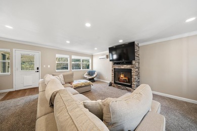 Lakefront home on Lake Hamilton offering over 3,000 sq ft, 4 - photo 4