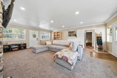 Lakefront home on Lake Hamilton offering over 3,000 sq ft, 4 - photo 6