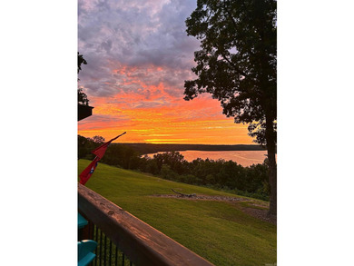Come feel the warm embrace of this beautifully remodeled and - photo 3
