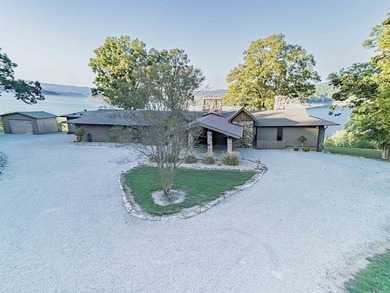 Come feel the warm embrace of this beautifully remodeled and - photo 4