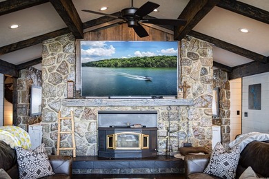 Come feel the warm embrace of this beautifully remodeled and - photo 9