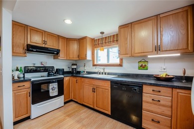 Welcome to 51 Fawn St., a thoughtfully maintained ranch tucked - photo 11