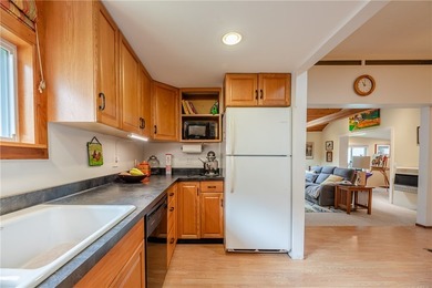 Welcome to 51 Fawn St., a thoughtfully maintained ranch tucked - photo 13