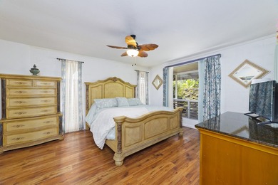 Established Income-Producing Tropical Estate with Pool & Guest - photo 15