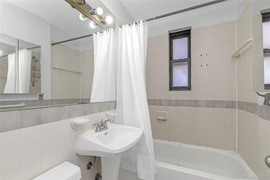 Welcome home! to this beautiful Studio Co-Op apartment at the - photo 8