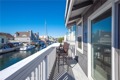 This stunning three-level waterfront home on Sunset Island - photo 10