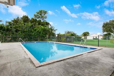 Welcome to this spacious 2-bedroom, 2-bath corner home located - photo 26