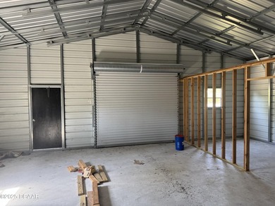 PRIME LOCATION right off of International Speedway. Seller has - photo 3