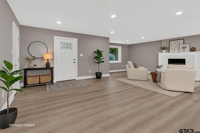 Welcome to your dream home in the highly desirable Hideaway Lake - photo 4