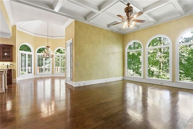 Exceptional custom estate in Waters Edge at Capitol - set on 6.5 - photo 3