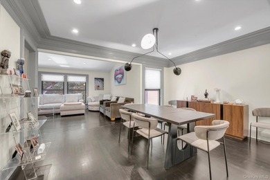 Beautifully updated and move-in ready, this High Oaks Village - photo 6