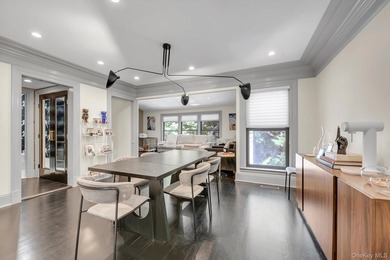 Beautifully updated and move-in ready, this High Oaks Village - photo 7