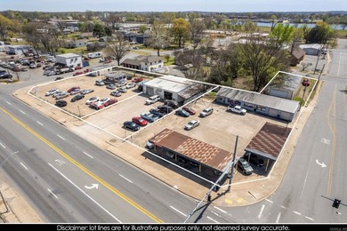 This unique commercial property is in a high-traffic area - photo 2