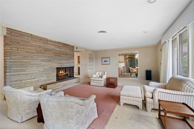Seize the opportunity to own a one-of-a-kind property in - photo 13