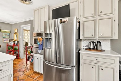 Beautifully maintained one-story home in desirable Lamar Park - photo 15