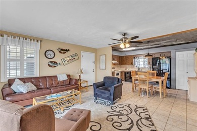Welcome to Jungle Den Condominiums--a beautifully maintained - photo 5