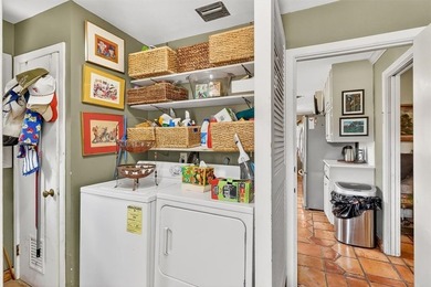 Beautifully maintained one-story home in desirable Lamar Park - photo 17
