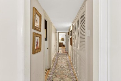 Beautifully maintained one-story home in desirable Lamar Park - photo 18