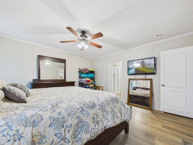 Country Living with Freedom & Convenience on 2.5 +/- - photo 19