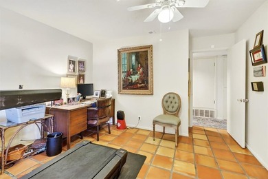 Beautifully maintained one-story home in desirable Lamar Park - photo 27