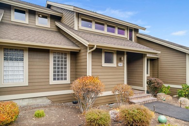 (private lake, pond, coastal) Townhome/Townhouse For Sale in Redmond Oregon
